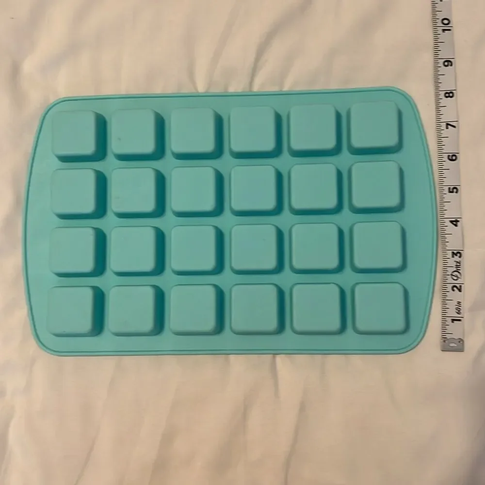 Teal silicone square mold for baking and crafting used once like new